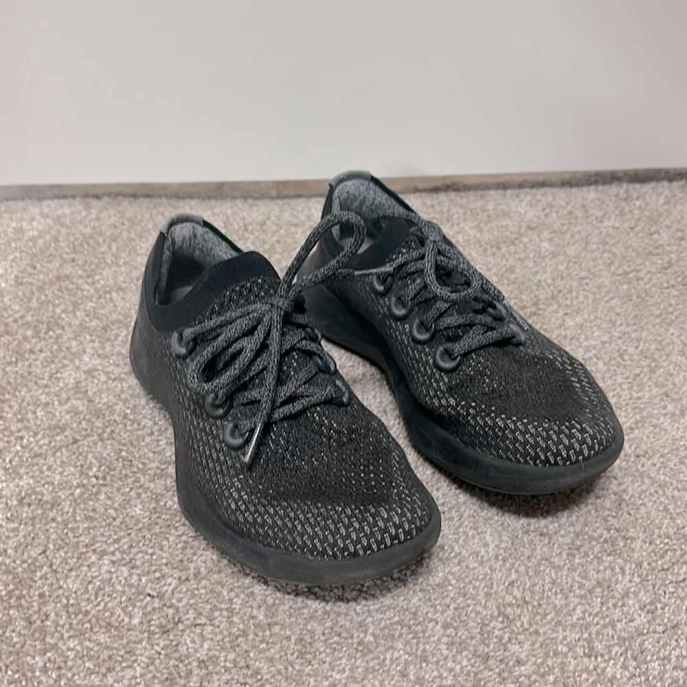 Allbirds Tennis Shoes